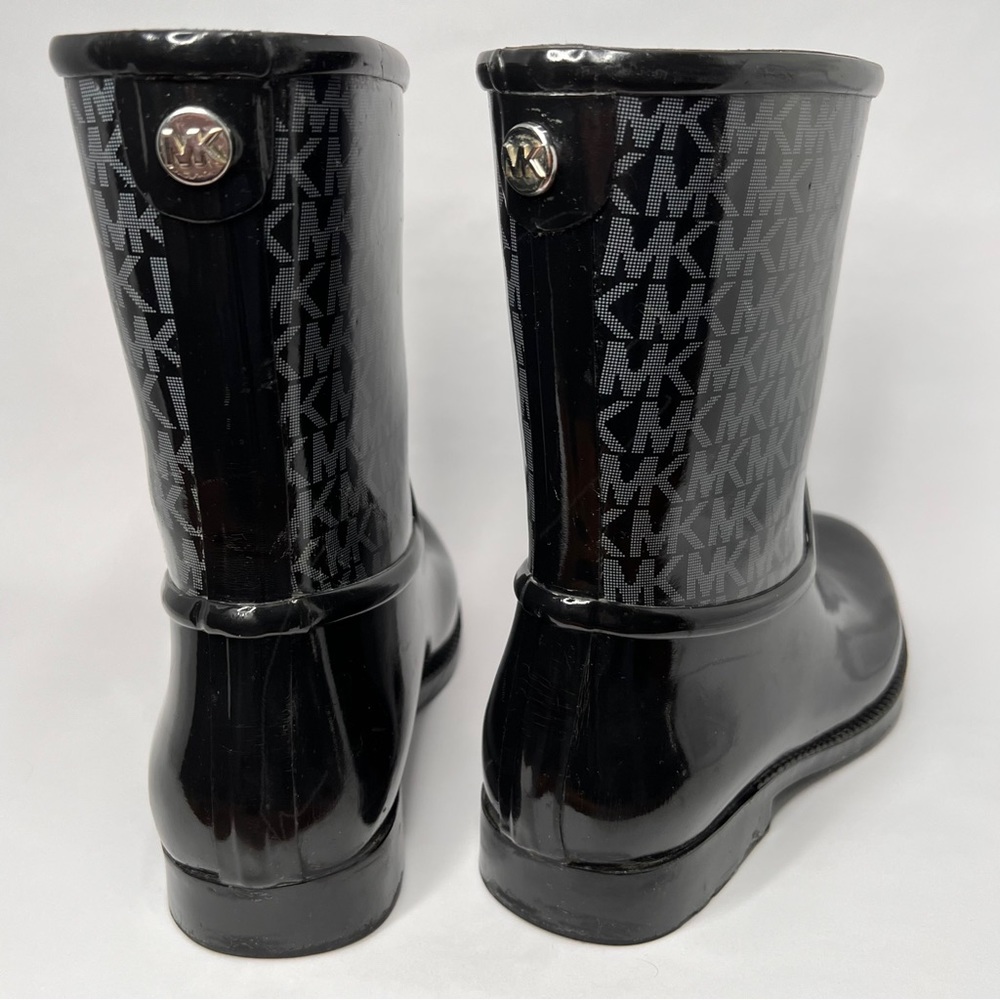 Women’s Michael Kors - Short Welly - SIZE 7